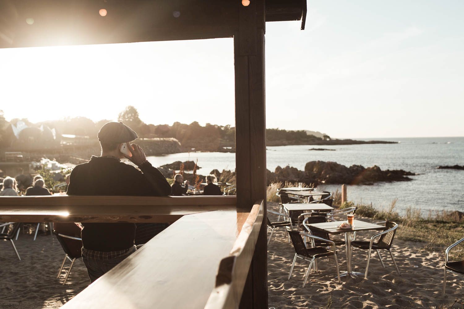 Røgeri | i Allinge med røgede fisk, fiskebuffet, og live musik